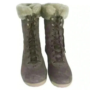 Helly Hansen Eir Lace Up Boots Brown Sz 7.5 W NEW WITHOUT BOX